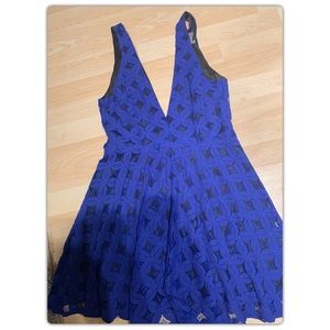 Sexy deep plunge skater dress❗️❗️❗️